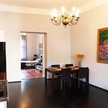 Elegance And Comfort In The Center Krakkó