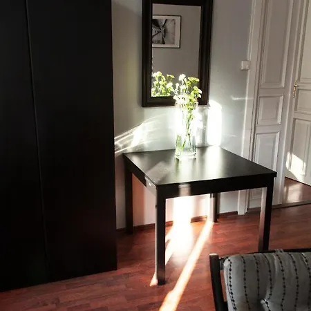 Elegance And Comfort In The Center *